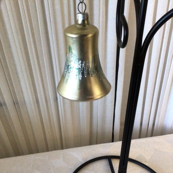 Delicate Silver and Turquoise Bell - Picture 1 of 4